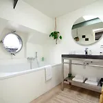 Pensionat Eco Houseboat Amsterdam