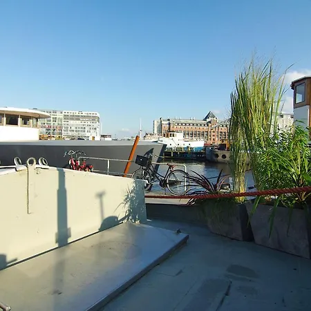 Guest house Eco Houseboat *