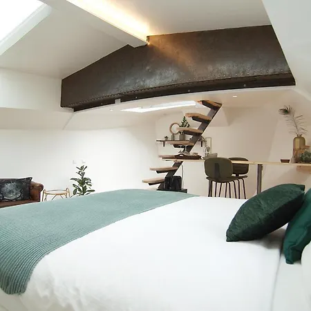 Eco Houseboat Pensionat