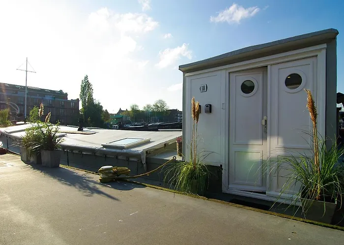 Gasthuis Eco Houseboat