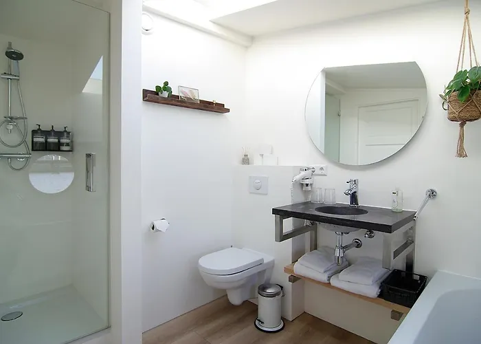 Гостевой дом Eco Houseboat