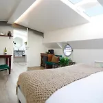 Eco Houseboat 4*