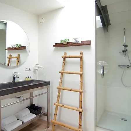 Eco Houseboat