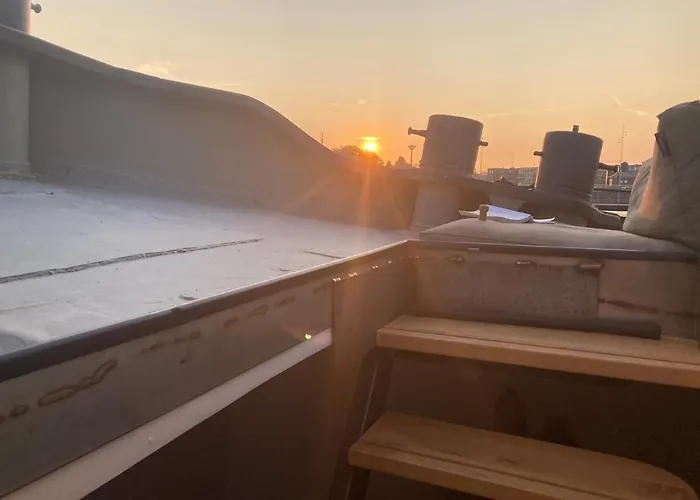 Gasthuis Eco Houseboat